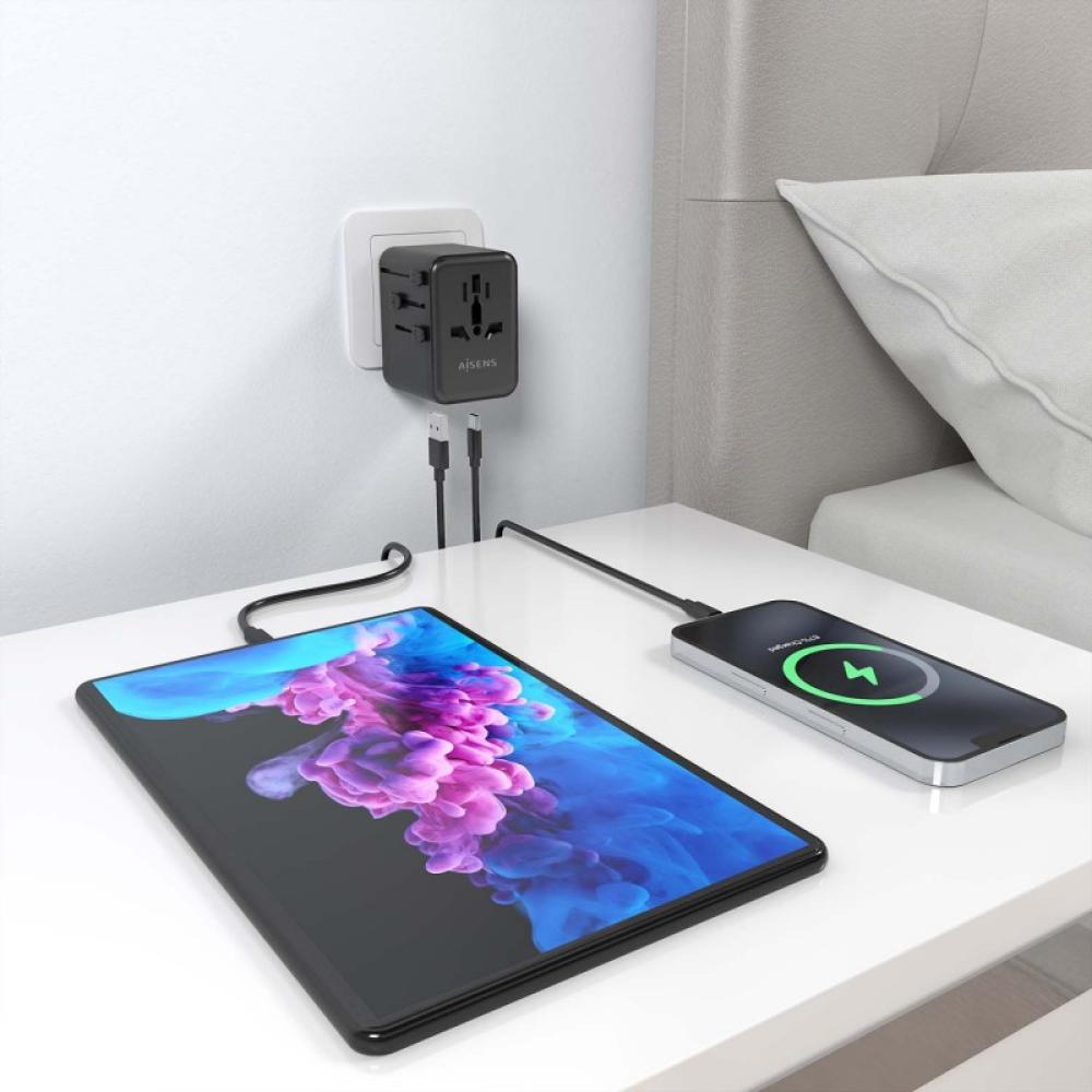 AISENS - Adaptador Enchufe Universal Para Viaje EU/USA/UK/AU Con Cargador USB GaN, 2xUSB-A QC3.0, 2xUSB-C PD3.0 25W, Negro