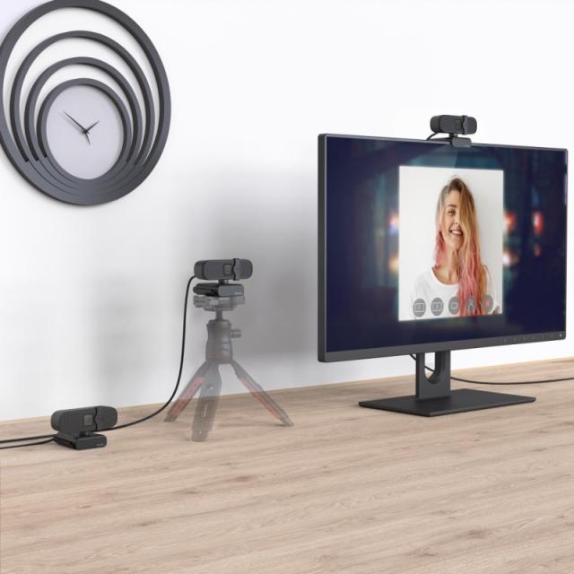 Hama - PC Webcam "C 400", calidad FULL HD, con micrófono y base para montar en pantalla, color negro.