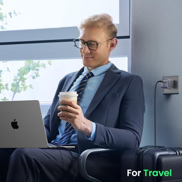 Ugreen - Nexode Air 65W sieninis kroviklis, USB + 2x USB-C pilkos spalvos Ordenador portátil, Teléfono móvil, Ratón, Portátil, B