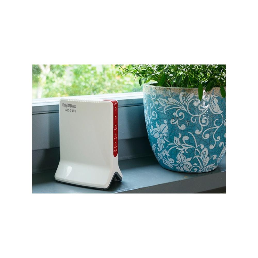 FRITZ! - FRITZ!Box 6820 LTE (v3) INT