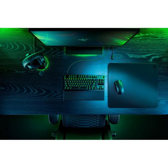 Razer - Viper V3 Pro ratón Juego mano derecha RF Wireless + USB Type-C Óptico 35000 DPI - RZ01-05120100-R3G1