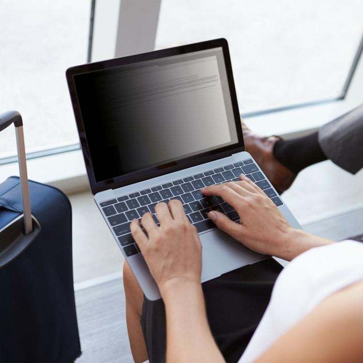 Mobilis - 016425 filtro para monitor 38,9 cm (15.3") Portátil Filtro de privacidad para pantallas sin marco