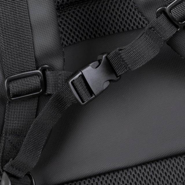 Rivacase - Tegel 8465 mochila Mochila informal Negro Poliéster