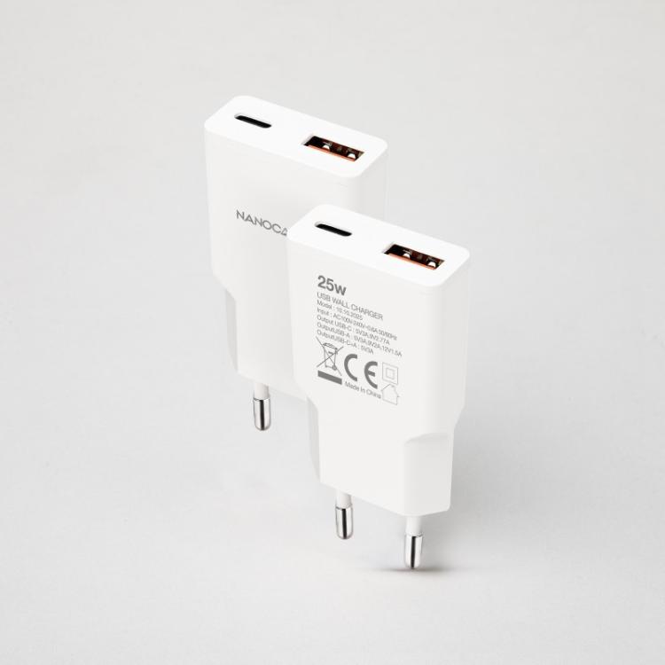 Nanocable - Cargador USB-C/PD 25W + USB-A/QC 25W, Blanco