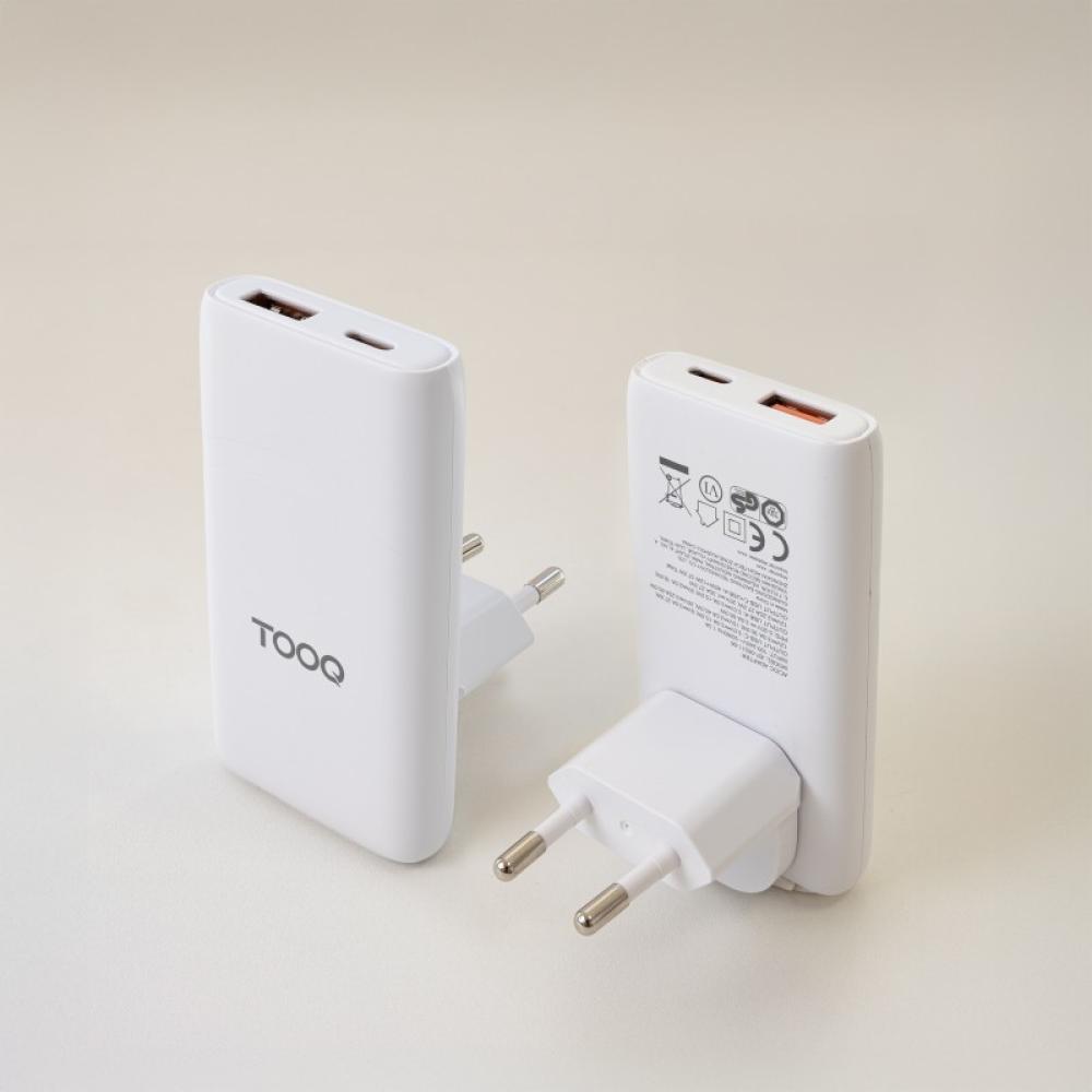 TooQ - Cargador de viaje Tipo C y Tipo A, GaN 65W, USB-C/PD + USB-A/QC, Blanco