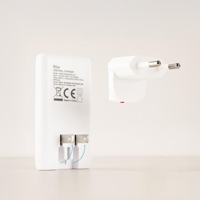 TooQ - Cargador de viaje Tipo C y Tipo A, GaN 65W, USB-C/PD + USB-A/QC, Blanco