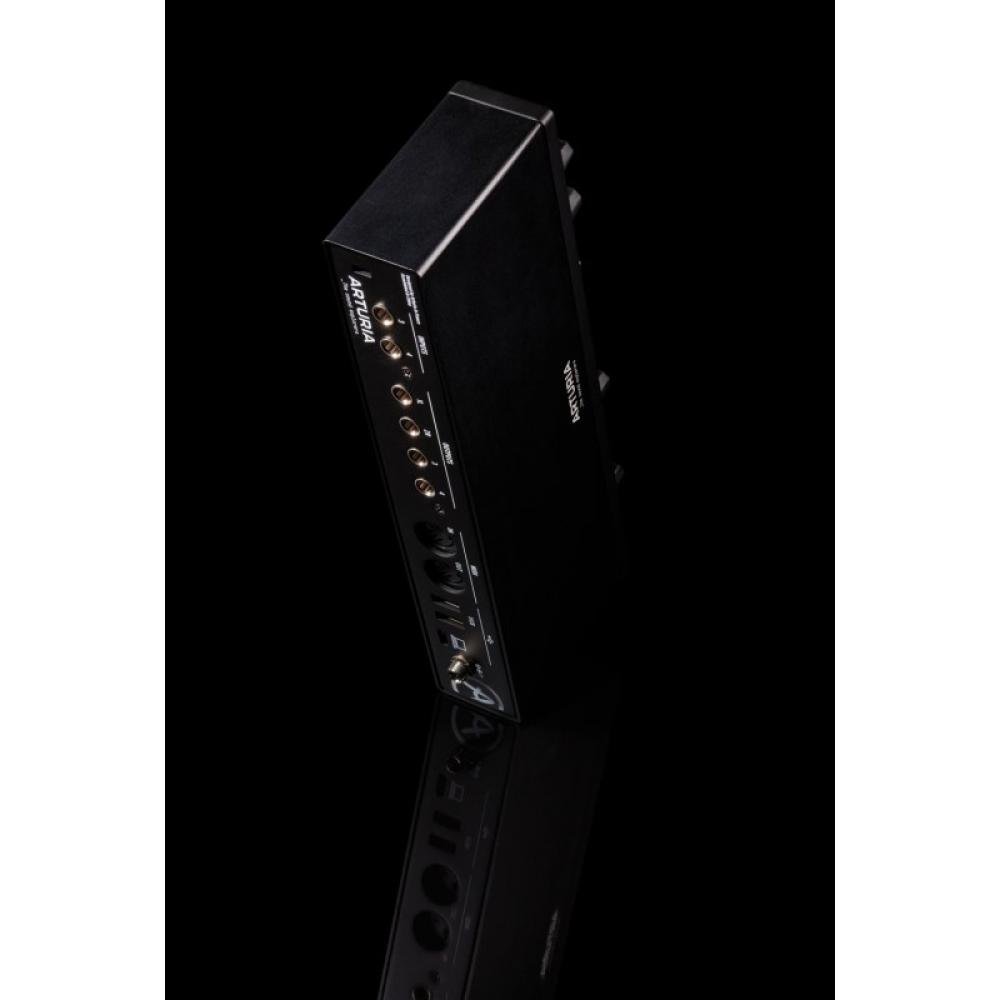 Arturia - MiniFuse 4 Negro