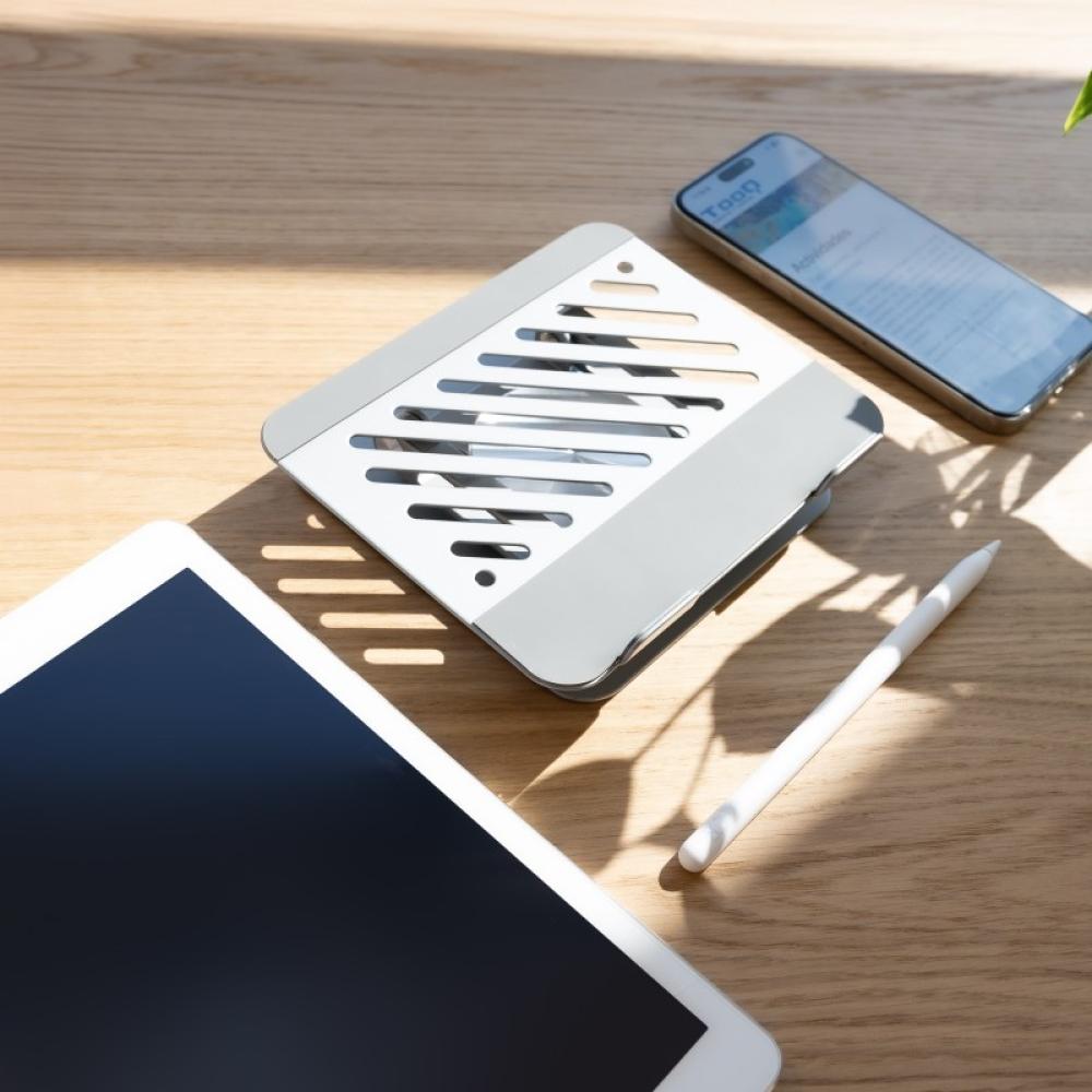 TooQ - Soporte de Sobremesa con rotación 360° y ajustable para dispositivos de hasta 13”, Color Plata