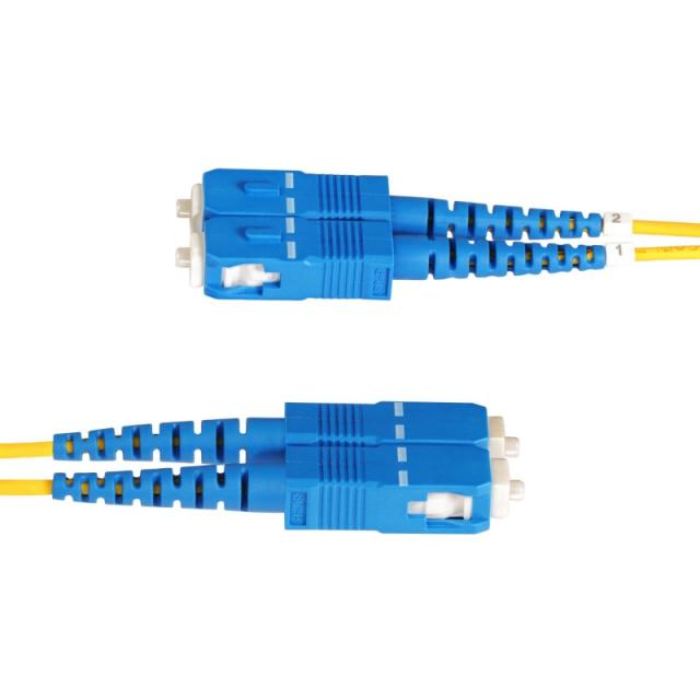 StarTech.com - Cable de Fibra Óptica LC a SC (UPC) OS2 Monomodo 9/125µm 100G LSZH Dúplex de 10m - Low Insertion Loss - Resistent