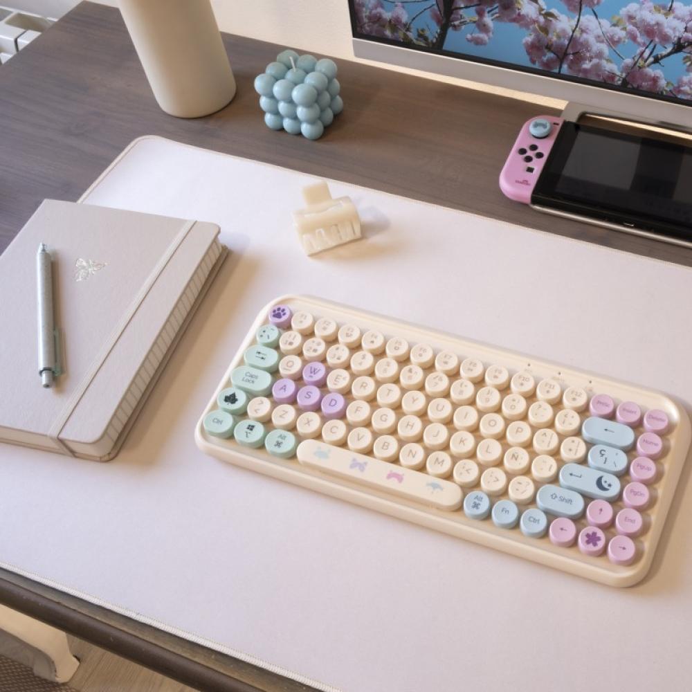 TANOOKI - Deskmat Yuki