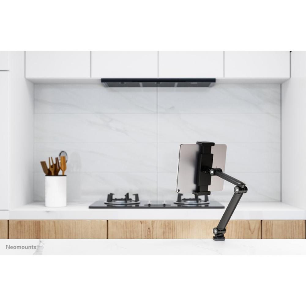 Neomounts - DS15-545BL1 Soporte para tablet con abrazadera para escritorio 4.7-12.9" - universal - movimiento completo