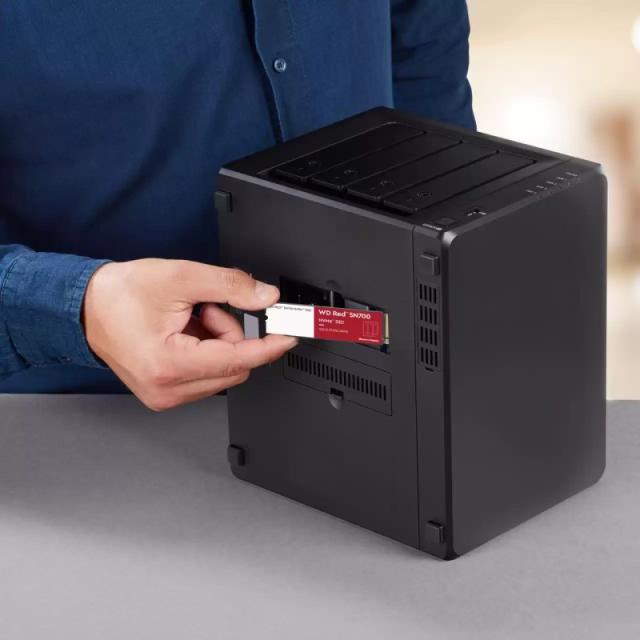 SanDisk - Red WD SN700 NVMe 1 TB M.2 PCI Express 3.0