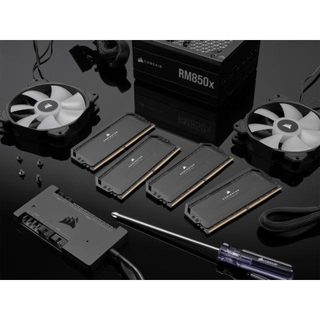 Corsair - Dominator CMT64GX5M2B5600C40 módulo de memoria 64 GB 2 x 32 GB DDR5 5600 MHz