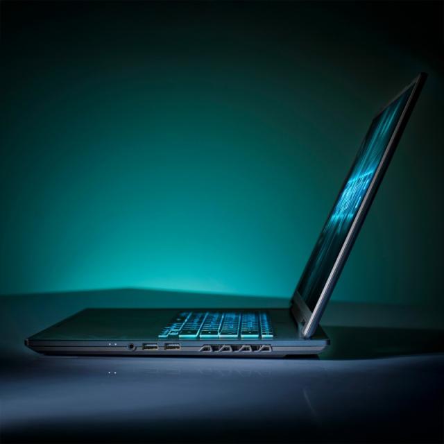 GIGABYTE - GAMING A16 CWH Portátil Gaming - 16,0“, 165Hz WUXGA, Intel Core i7-13620H, NVIDIA RTX 5070, 32GB DDR5 5200MHz, 1TB Ge