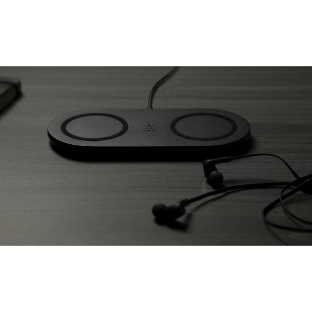 Belkin - Boost Charge Universal Negro Corriente alterna Cargador inalámbrico Carga rápida Interior