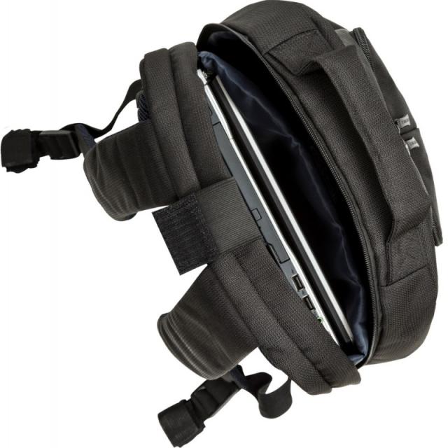 Rivacase - 8460 43,2 cm (17") Funda tipo mochila Negro