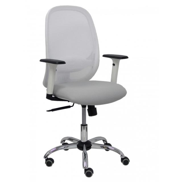 PIQUERAS Y CRESPO - Silla Cilanco blanca malla blanca asiento similpiel gris brazo regulable base cromada ruedas de