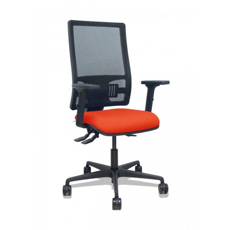 PIQUERAS Y CRESPO - Silla Bormate asincro malla negra asiento bali naranja oscuro brazos 2D ruedas 65mm