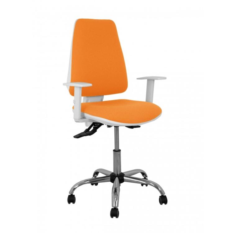 PIQUERAS Y CRESPO - Silla Elche blanca asincro bali naranja brazos regulables ruedas de parqué