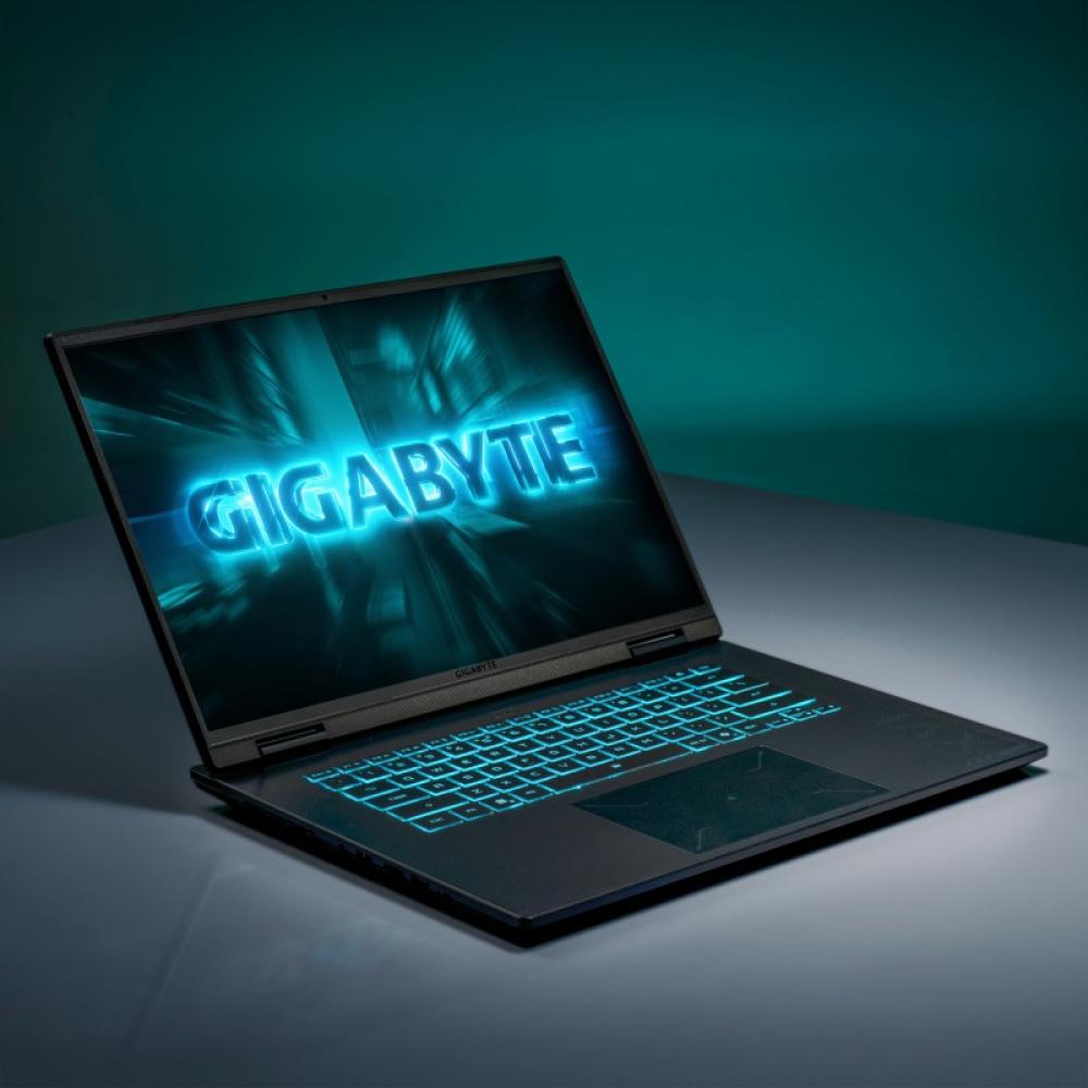 GIGABYTE - GAMING A16 CWH Portátil Gaming - 16,0", 165Hz WUXGA, Intel Core i7-13620H, NVIDIA RTX 5070, 32GB DDR5 5200MHz, 1 x SS