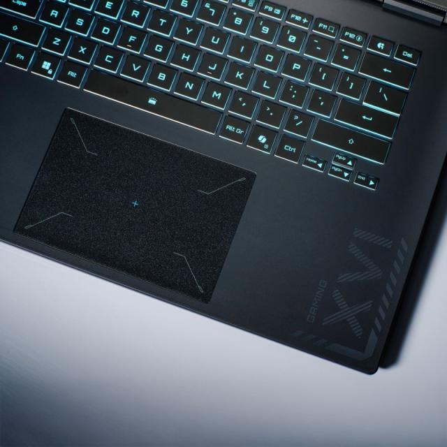 GIGABYTE - GAMING A16 CWH Portátil Gaming - 16,0", 165Hz WUXGA, Intel Core i7-13620H, NVIDIA RTX 5070, 32GB DDR5 5200MHz, 1 x SS