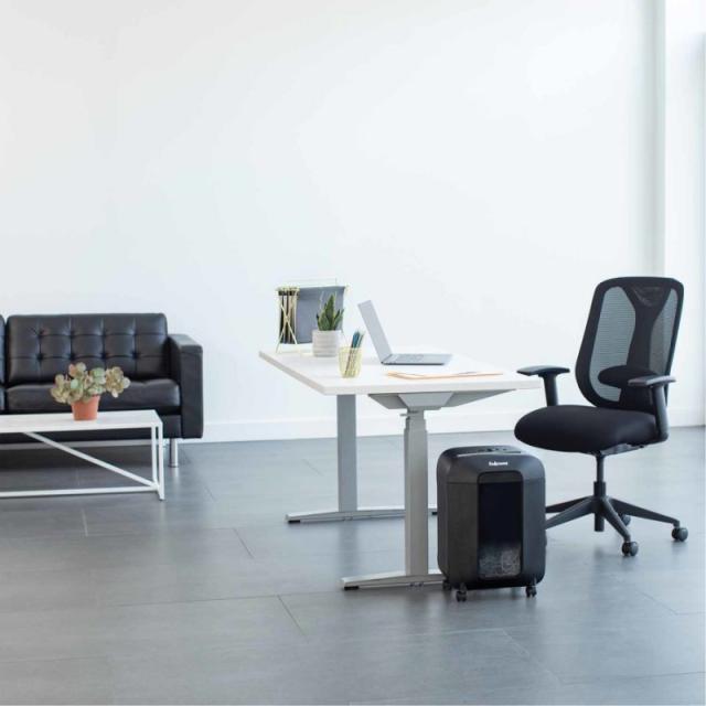 Fellowes - LX85 triturador de papel 75 dB 22,4 cm Negro