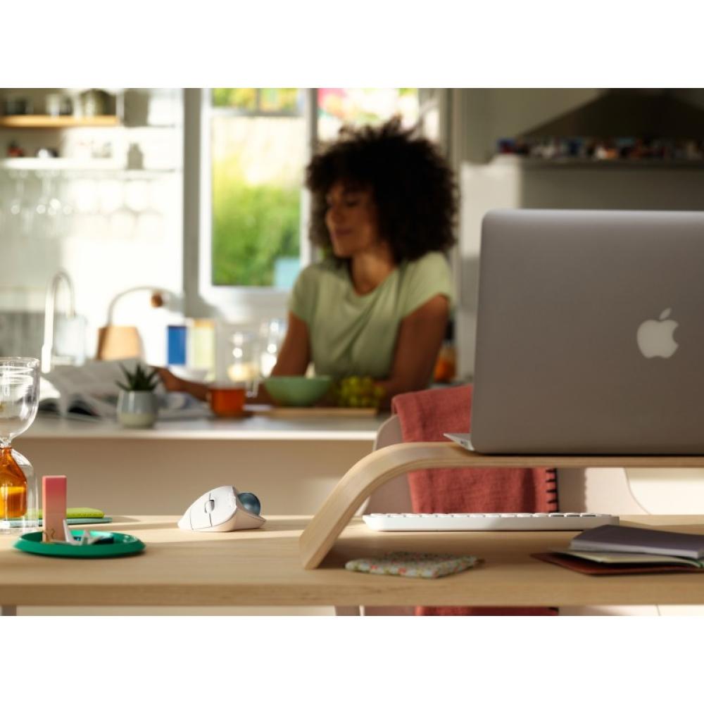 Logitech - ERGO M575