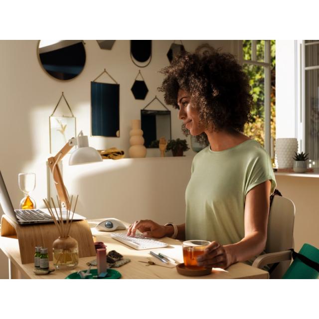 Logitech - ERGO M575