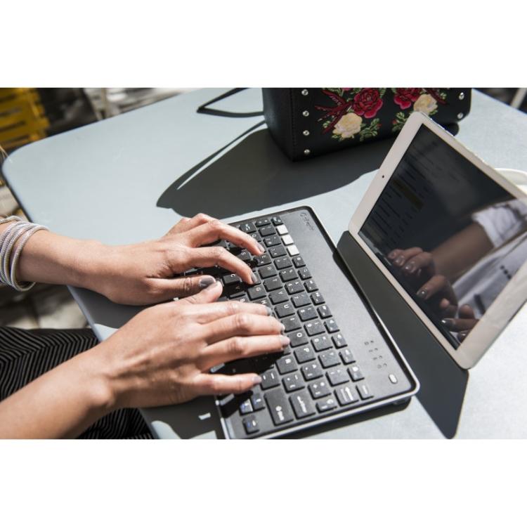 SilverHT - Wireless KB Dark Grey