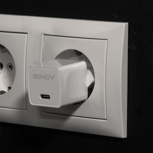 Lindy - 73410 cargador de dispositivo móvil Smartphone Blanco Corriente alterna Interior