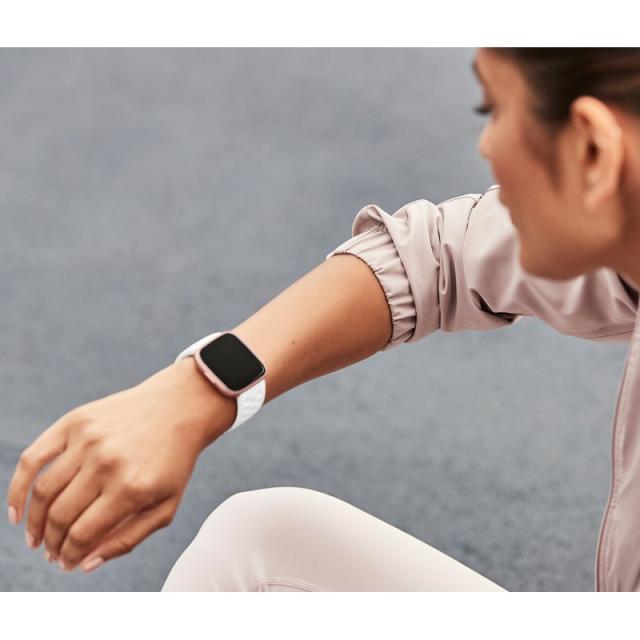 Fitbit - FB171SBWTL smart wearable accessory Grupo de rock Blanco Aluminio, Elastómero