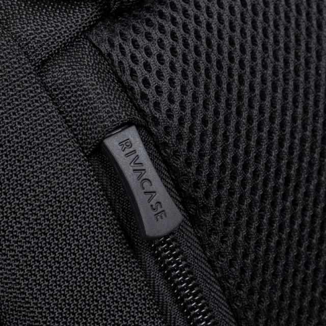 Rivacase - 8461 43,9 cm (17.3") Mochila Negro