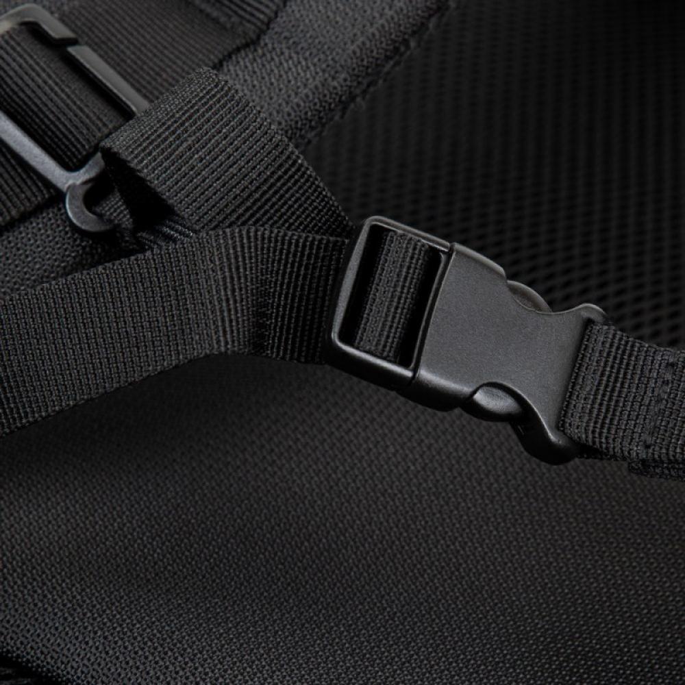 Rivacase - 8461 43,9 cm (17.3") Mochila Negro