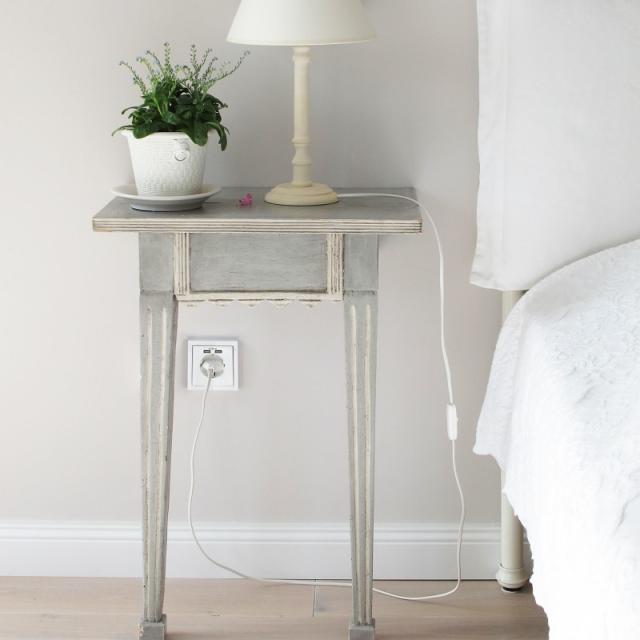 Nanocable - Base de enchufe de pared tipo schuko con 2 tomas USB Max. 2.4A, blanca