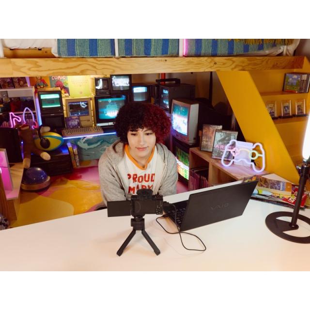 Sony - ZV-1F 1" Cámara compacta 20,1 MP Exmor RS CMOS 5472 x 3648 Pixeles Negro