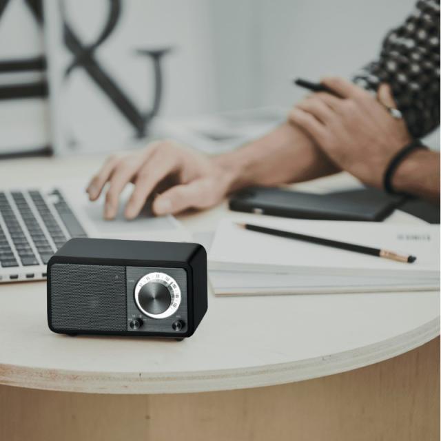 Sangean - WR-7 Portátil Negro