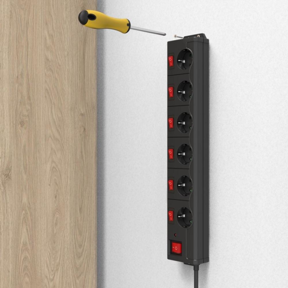 Hama - Regleta 6 Tomas, interruptor de protección contra sobretensión, 90°, conmutable