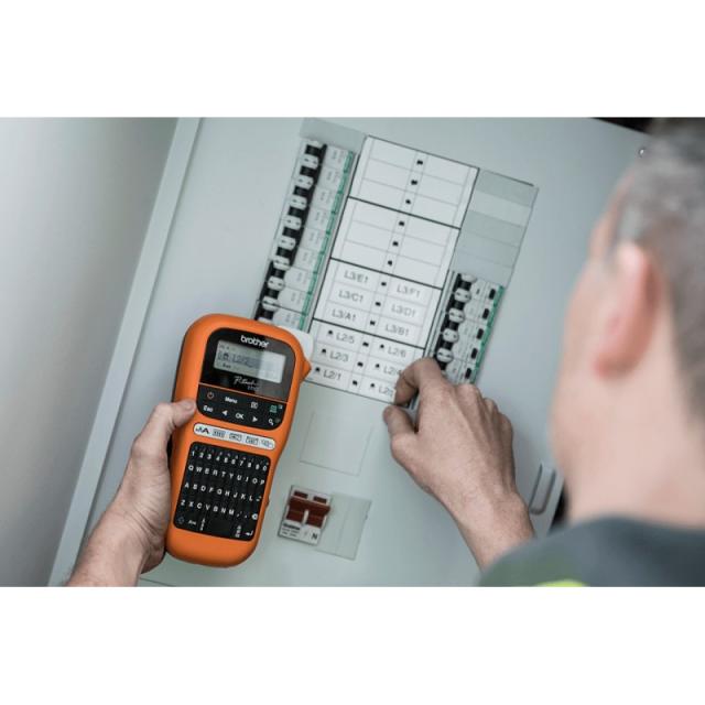 Brother - PTE110VPYP1 impresora de etiquetas 180 x 180 DPI 20 mm/s TZe QWERTY