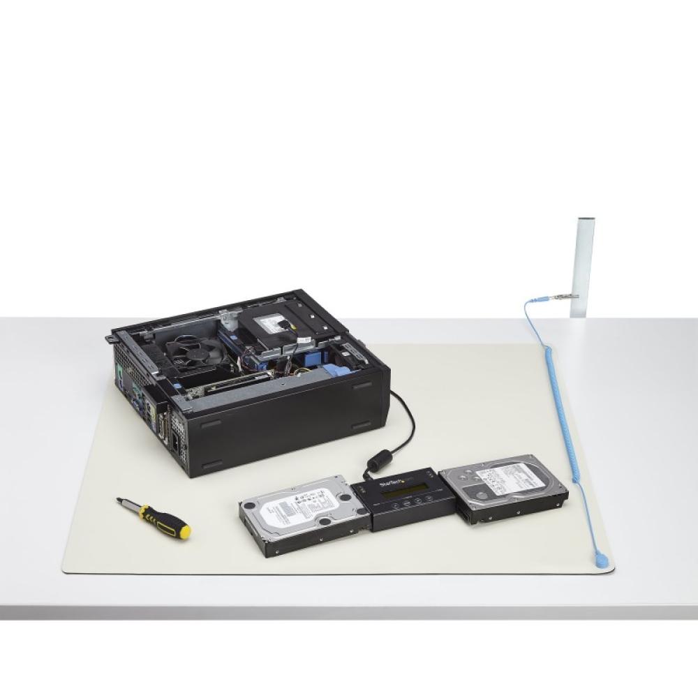 StarTech.com - Alfombrilla Antiestática, Superficie Antiestática para la Reparación de Electrónicos para Me - SM-ANTI-STATIC-MAT