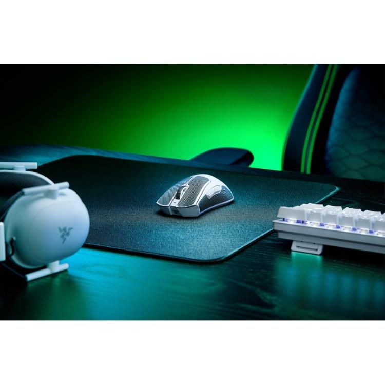 Razer - DeathAdder V3 Pro ratón Juego mano derecha RF Wireless + USB Type-C Óptico 30000 DPI - RZ01-04630200-R3G1