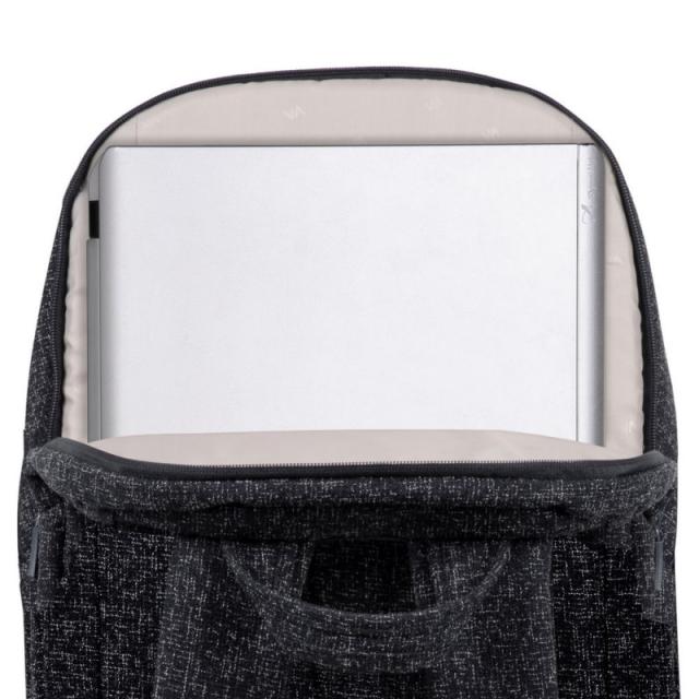 Rivacase - 7962 maletines para portátil 39,6 cm (15.6") Mochila Negro, Blanco