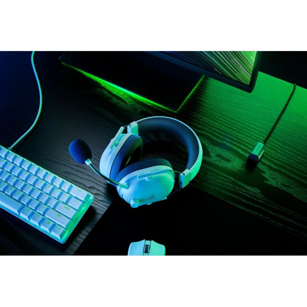 Razer - BlackShark V2 Pro Auriculares Inalámbrico Diadema Juego Bluetooth Blanco