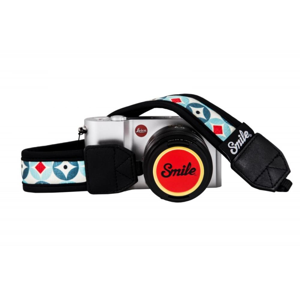 Smile - Camera Strap Hungup - Mod
