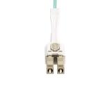 StarTech.com - Cable de Fibra Óptica Multimodo LC a LC (UPC) OM4 de 10m - con Pestillos - 50/125µm - Redes de 100G - Resistente