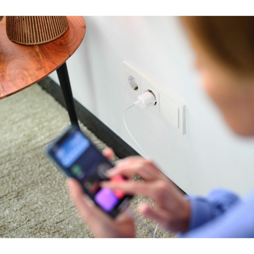 Trust - Maxo Universal Blanco Corriente alterna Interior - 25205