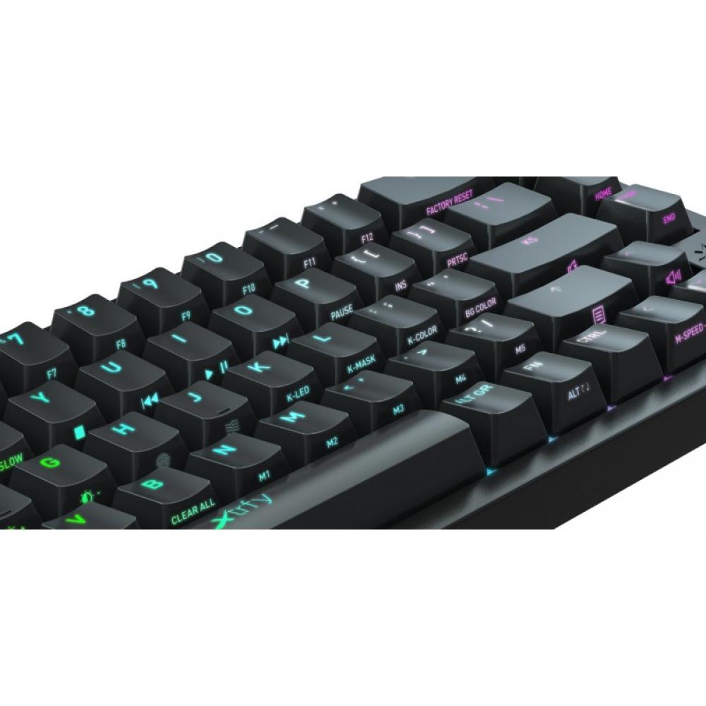 CHERRY XTRFY - K5 COMPACT RGB teclado Juego USB QWERTY Español Negro
