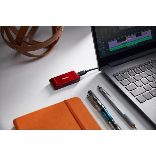 Kingston Technology - 2TB SSD externo XS1000 USB 3.2 Gen 2, Rojo
