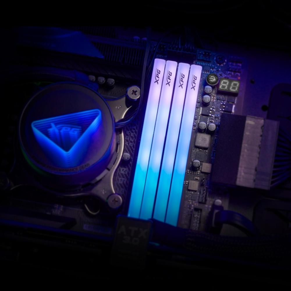 XPG - LANCER BLADE RGB v módulo de memoria 32 GB 2 x 16 GB DDR5 6000 MHz