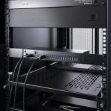 StarTech.com - Hub Ladrón USB 3.0 5Gb de 16 Puertos Industrial - Metal - Montaje en Rack/Superficie/DIN - Carga Compartida USB 1