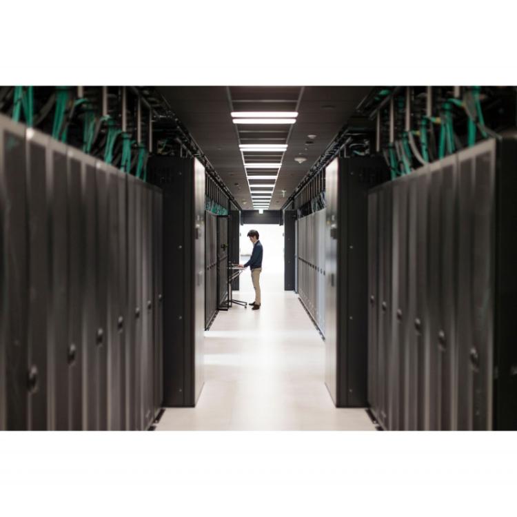 HPE - Aruba Networking PC-AC-EC 250V/10A 1.8m C13 to CEE7/7 (EU) AC Power Cord